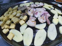 -海花锅盖烧烤店(怡馨家园店)