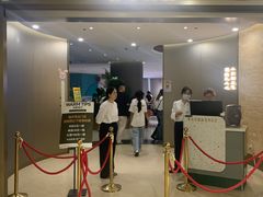 -金马门国际美食百汇(珞喻路店)