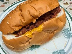 招牌芝士咸牛肉蛋猪仔包-华嫂冰室(尖沙咀店)