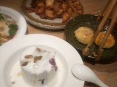 -大巴扎的姑娘(荣盛时代广场店)