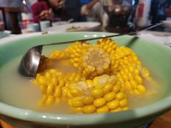 -洋沙湖湖色生鲜主题餐厅
