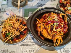 -巴厘龙虾·榜首油焖大虾(音乐学院·沿江酒馆店)