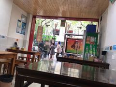 大堂-旺泉餐饮店·清真牛肉面馆