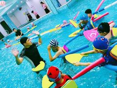 -乐悠游亲子游泳俱乐部