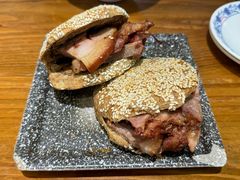 -老天桥酱肉烧饼夹肘子(天桥店)