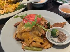 -大头虾越式风味餐厅(光明广场店)