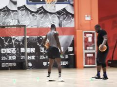 -洛克公园美式运动体验馆(唯品会合肥蜀山城市奥莱店)