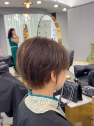 -八佰伴8008星级形象店