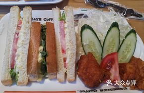 Tomato Cucumber Sandwich