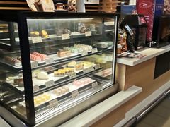 面包甜点陈列柜-麦当劳(萧山国际机场T3航站楼店)