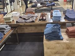 -Massimo Dutti(合生汇店)