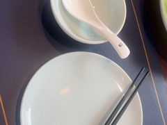 -湖畔鲁菜·二十年老字号餐厅(大明湖店)