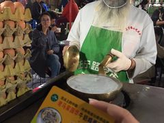 大堂-清真老马家国华牛奶鸡蛋醪糟(正宁路店)