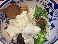 -蜗牛小馆醉乡民谣云南菜(惠新西里店)