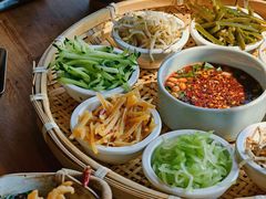 -包整·丝娃娃(甲秀楼景观店)