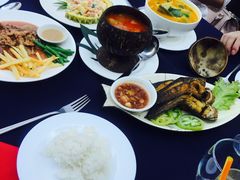 -Neary Khmer Restaurant