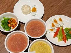 -西安大雁塔科技大学地铁站亚朵酒店