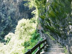 -龙水峡地缝景区