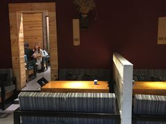-苹果树下艺术餐厅(宋庄店)