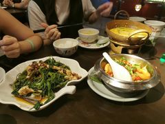 -大头虾越式风味餐厅(光明广场店)