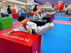 -健成运动中心·体适能跆拳道少儿格斗体考跳绳