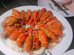 -龙巢盱眙龙虾·牛蛙·烧烤宵夜(八卦岭店)