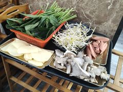 -刘少华贵州小黄牛·鲜牛肉火锅(总店)
