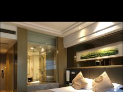 -南京双门楼宾馆(盐仓桥地铁站阅江楼店)