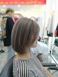 -乾健·烫染·接发SALON