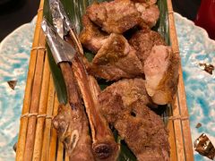 -山川小町·极番烧肉(新地假日广场店)