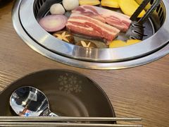 -香猪坊韩国烤肉专属门店(魏公村店)