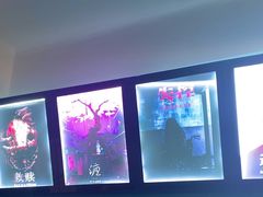 -荒岛实景沉浸密室(江汉路1店)