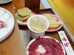 -沸炉重庆老火锅(军事博物馆店)