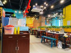 大堂-钢管厂五区小郡肝串串香(南山店)