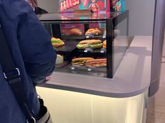 -星巴克(港汇1号办公楼店)