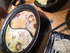-呷哺呷哺(凯旋广场店)