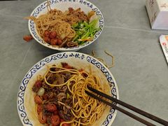 -梅溪·小伙子干挑面(安吉总店)