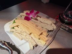 贵州非遗泡豆腐-伴山牛贵州黄牛肉火锅·苗疆非遗艺术餐厅(上海首店)