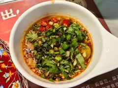 猪肚鸡特色小料-尚尚仙·酸汤猪手·猪肚鸡火锅(华联万柳购物中心店)