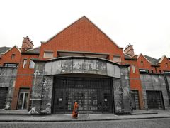 -钟书阁(松江泰晤士小镇店)