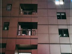 -淞虹路P+R停车场