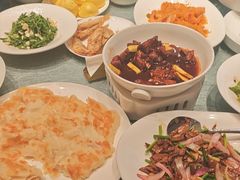-凤凰园烤鸭店·唐山菜·传承花椒肉(老唐丰路店)