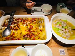 -江湖情酸菜鱼(万菱汇店)