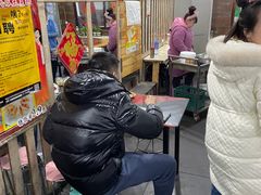 等位区-香里香自助快餐(全安广场店)
