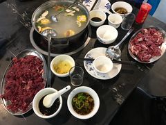 -牛一煲美食(江高店)