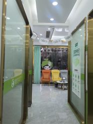 -苗医生专业祛痘·皮肤管理