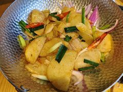 -隔壁老王·家常云南菜(花巷店)