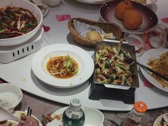 -巴特餐饮6加1音乐餐吧·新疆菜