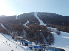 -亚布力新体委滑雪场