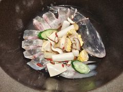 -鲜潭蒸汽石锅鱼(五道口购物中心店)